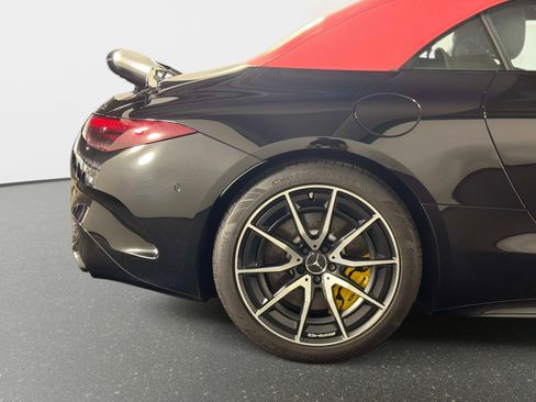 Used 2022 Mercedes-Benz SL 63 AMG 4MATIC image 21