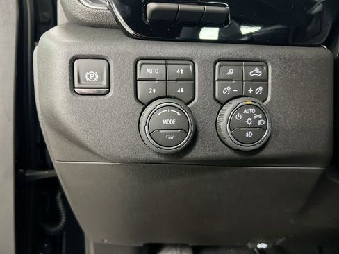 New 2026 Chevrolet Silverado 1500 High Country w/ Technology Package AWD/4WD image 19