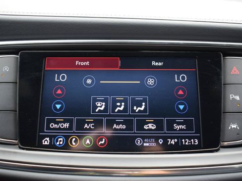 Used 2022 Buick Enclave Premium FWD image 27