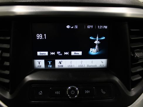 Used 2018 GMC Acadia SLE image 15