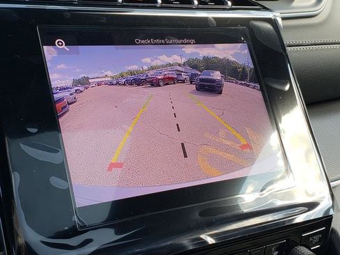 New 2025 Jeep Grand Cherokee Altitude image 22