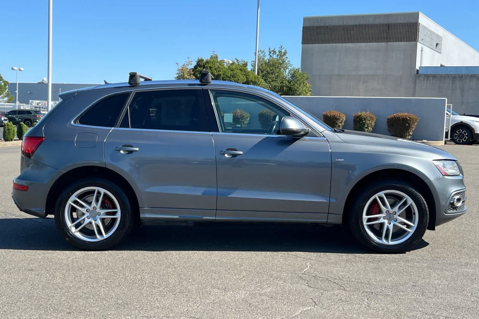 Used 2013 Audi Q5 3.0T Premium Plus w/ Audi MMI Navigation Plus Pkg AWD/4WD image 6