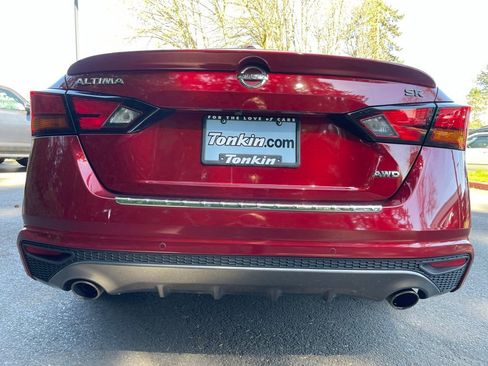 Used 2021 Nissan Altima 2.5 SR w/ SR Premium Package image 5