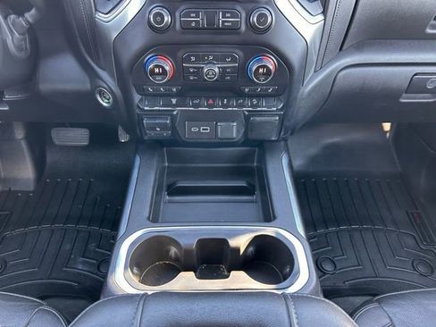 Used 2021 Chevrolet Silverado 2500 LTZ w/ LTZ Convenience Package AWD/4WD image 16