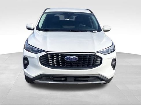 Used 2024 Ford Escape Platinum AWD/4WD image 2