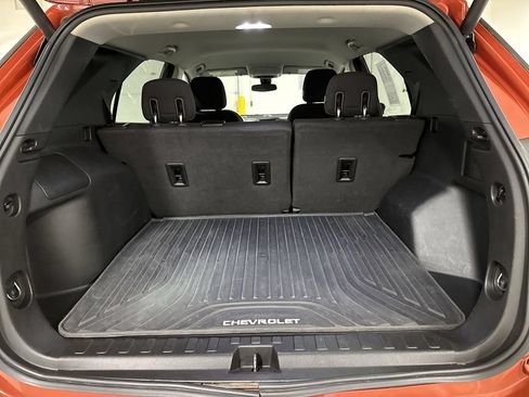 Used 2020 Chevrolet Equinox LT w/ Driver Convenience Package FWD image 23