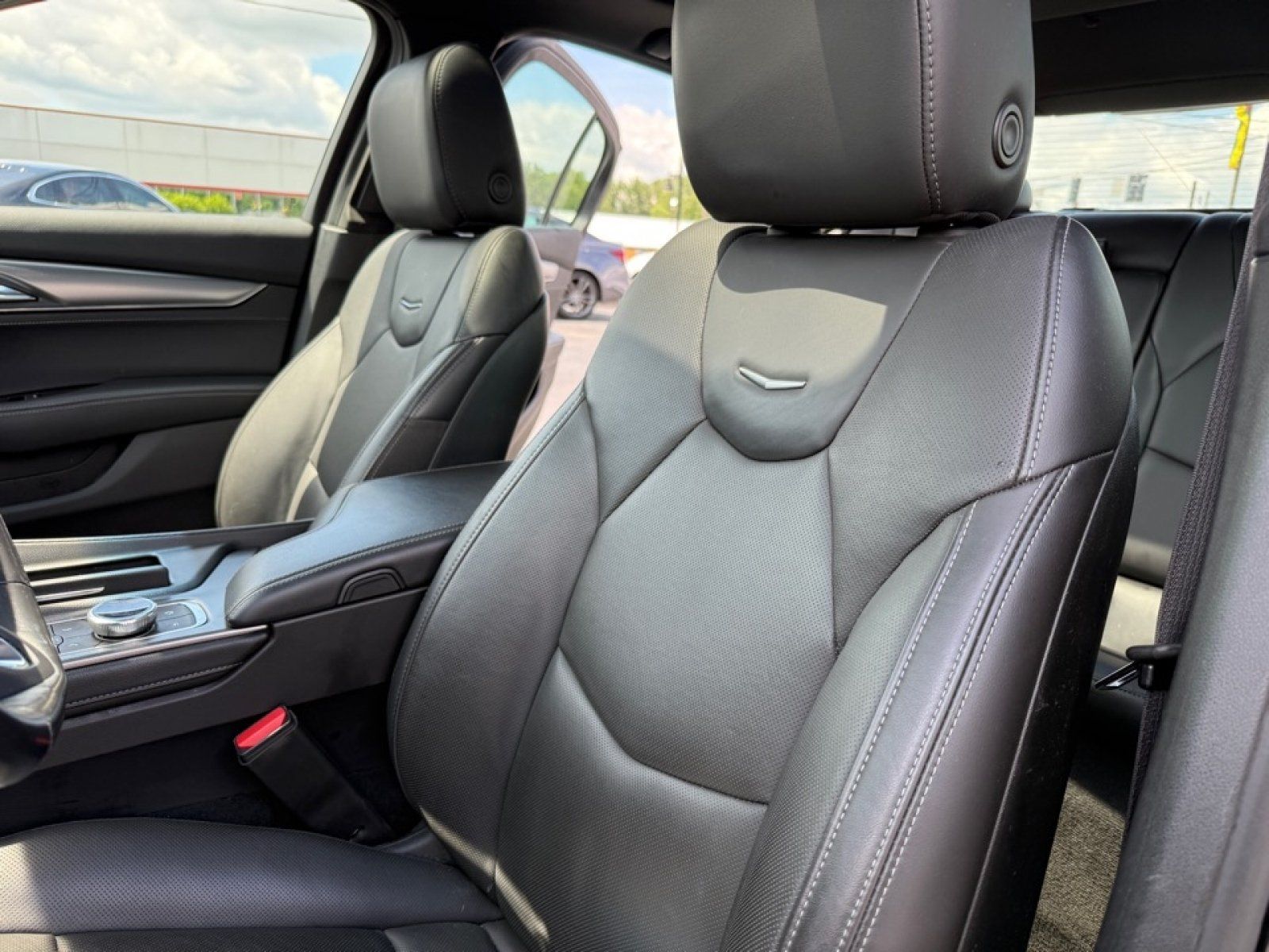Used 2023 Cadillac CT5 Luxury AWD/4WD image 27