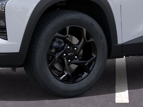 New 2026 Chevrolet Trax LT w/ Driver Confidence Package FWD image 9