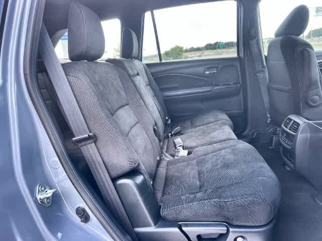 Used 2022 Honda Pilot Sport image 14