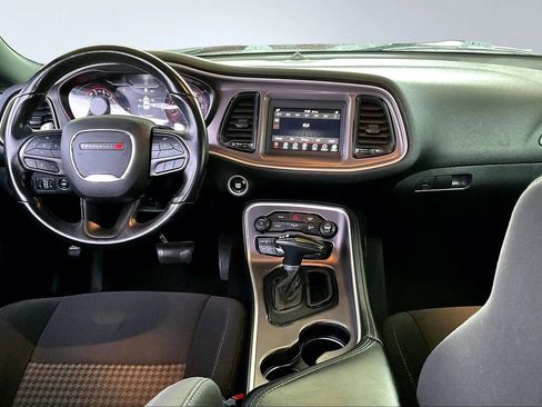 Used 2022 Dodge Challenger GT w/ Blacktop Package image 7