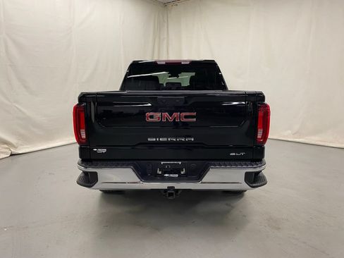 Used 2025 GMC Sierra 1500 SLT AWD/4WD image 7