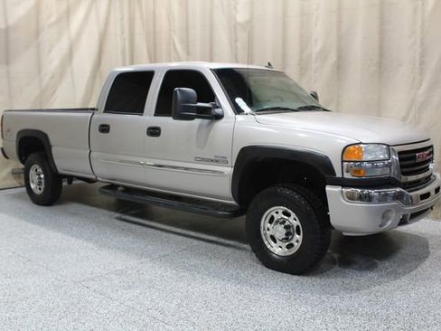 Used 2007 GMC Sierra 2500 SLT w/ Heavy-Duty Power Package image 1