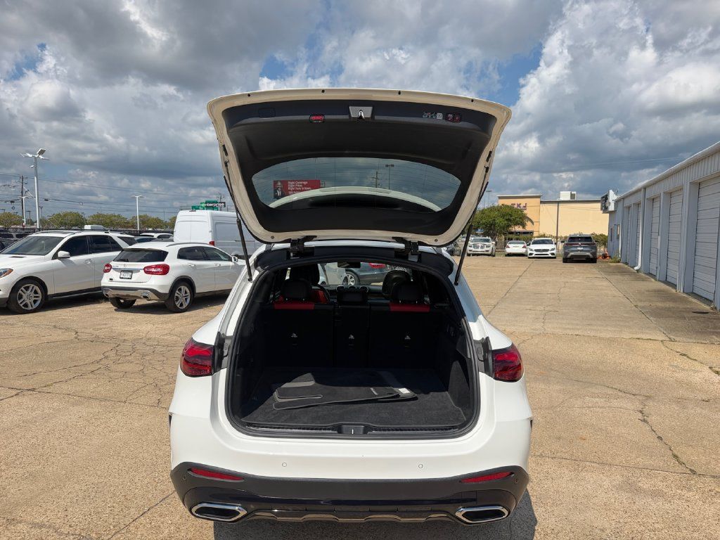 Certified 2023 Mercedes-Benz GLC 300 image 20