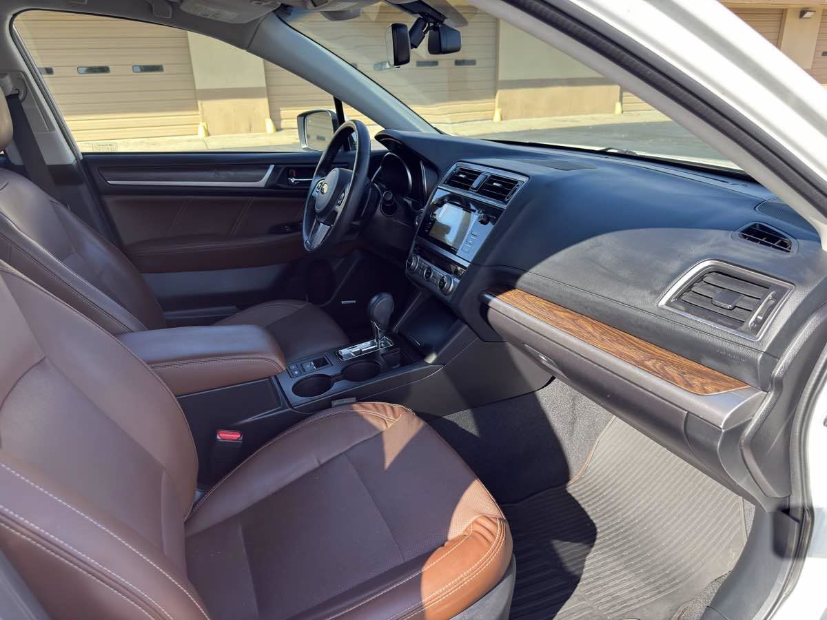 Used 2017 Subaru Outback 3.6R Touring w/ Popular Package #5A AWD/4WD image 20