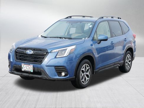 Certified 2024 Subaru Forester Premium image 3