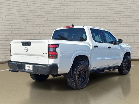 Used 2024 Nissan Frontier S image 5