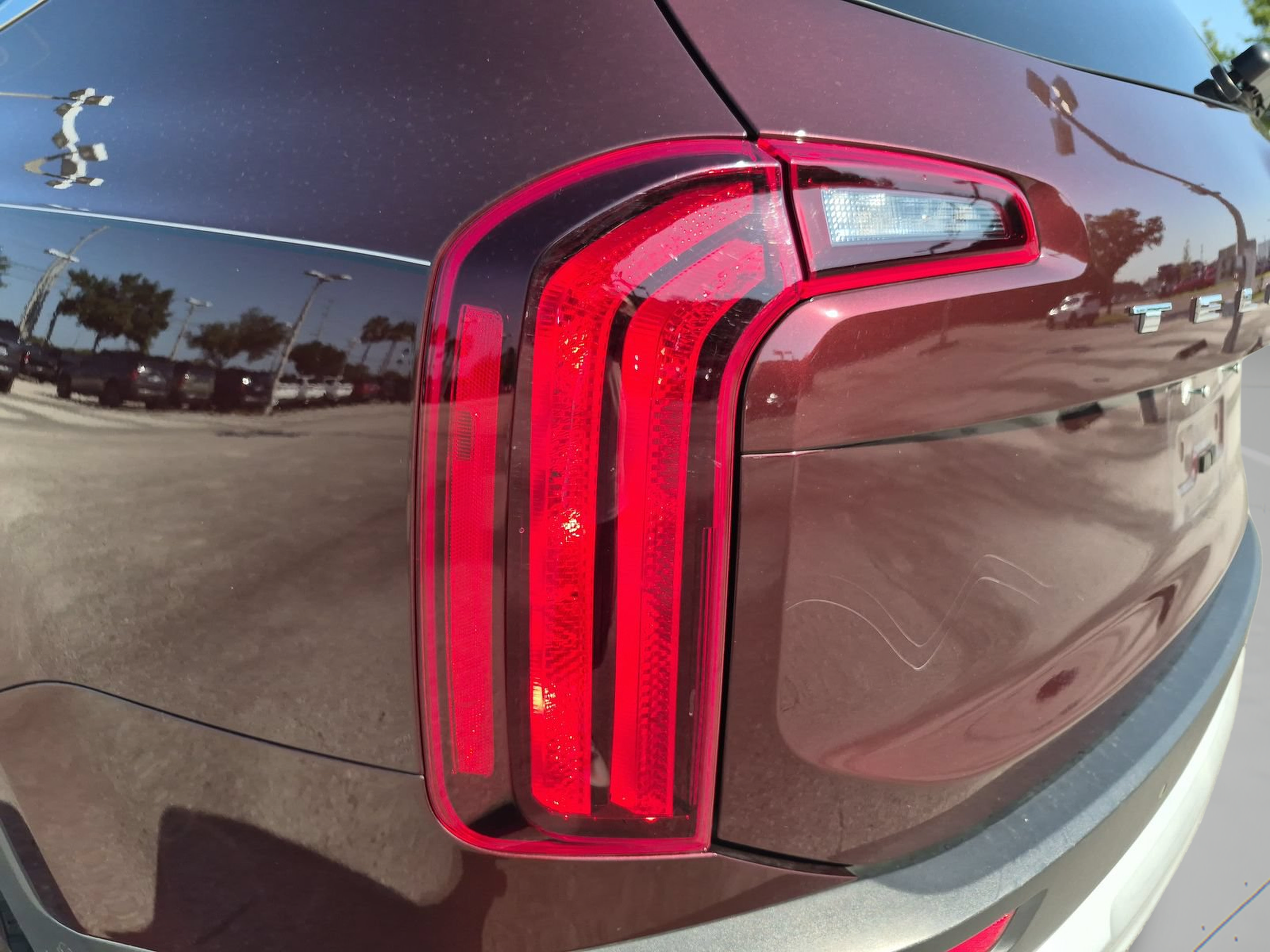Used 2020 Kia Telluride LX FWD image 31