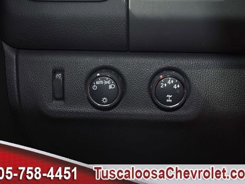 Used 2015 Chevrolet Colorado LT image 34