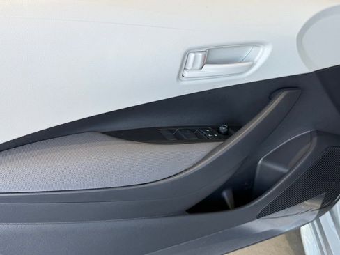 New 2026 Toyota Corolla LE image 15