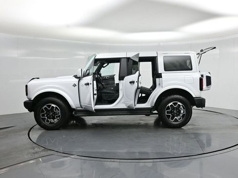 New 2026 Ford Bronco Outer Banks image 35