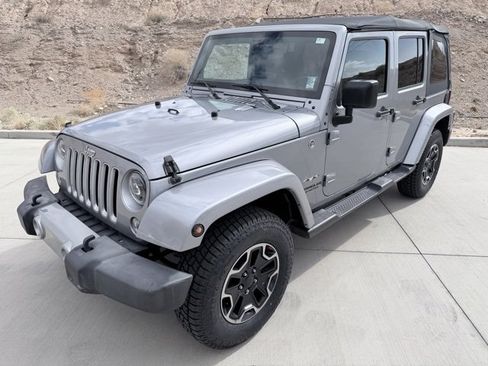 Used 2016 Jeep Wrangler Unlimited Sahara image 1