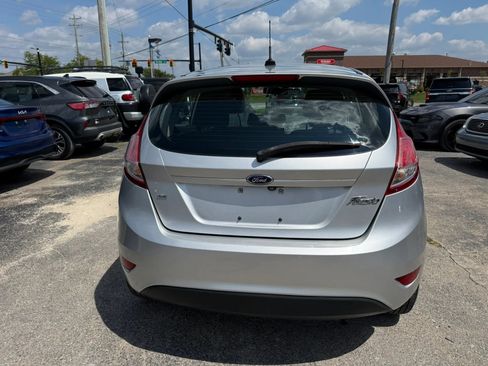 Used 2018 Ford Fiesta SE FWD image 5