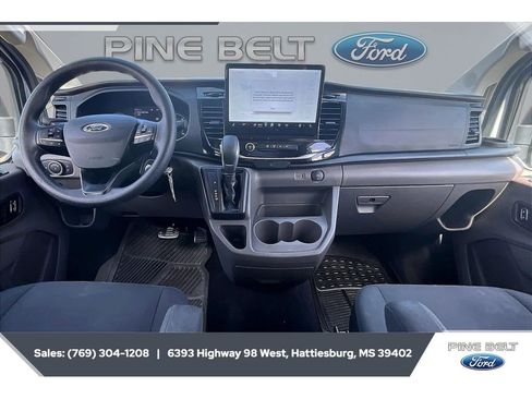 Used 2023 Ford Transit 350 XLT RWD image 13