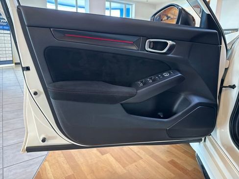 Used 2023 Honda Civic Type R image 20