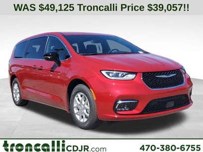 New 2026 Chrysler Pacifica Select