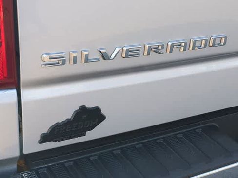 Used 2022 Chevrolet Silverado 1500 LT image 13