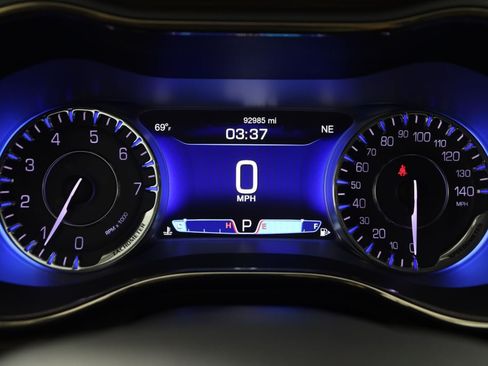 Used 2015 Chrysler 200 C w/ Navigation & Sound Group I AWD/4WD image 16