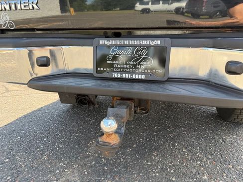 Used 2019 Nissan Frontier SV AWD/4WD image 30