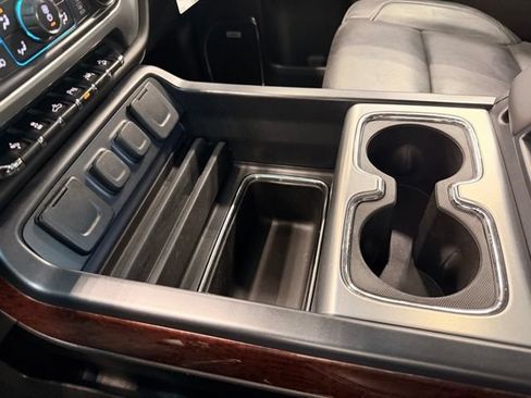 Used 2018 GMC Sierra 1500 SLT AWD/4WD image 44