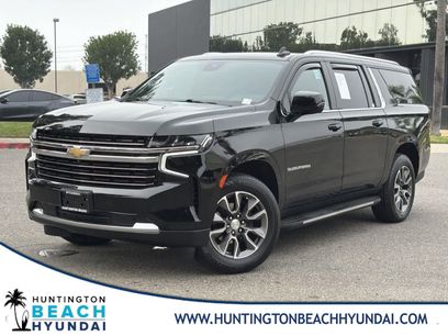 Used 2023 Chevrolet Suburban LT w/ Luxury Package