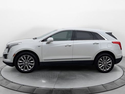Used 2017 Cadillac XT5 Platinum image 4