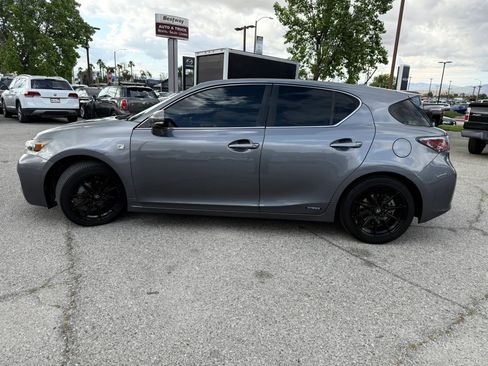 Used 2013 Lexus CT 200h w/ F Sport Pkg w/Nuluxe Trim FWD image 6