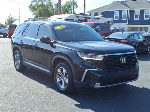 Used 2023 Honda Pilot EX-L image 7