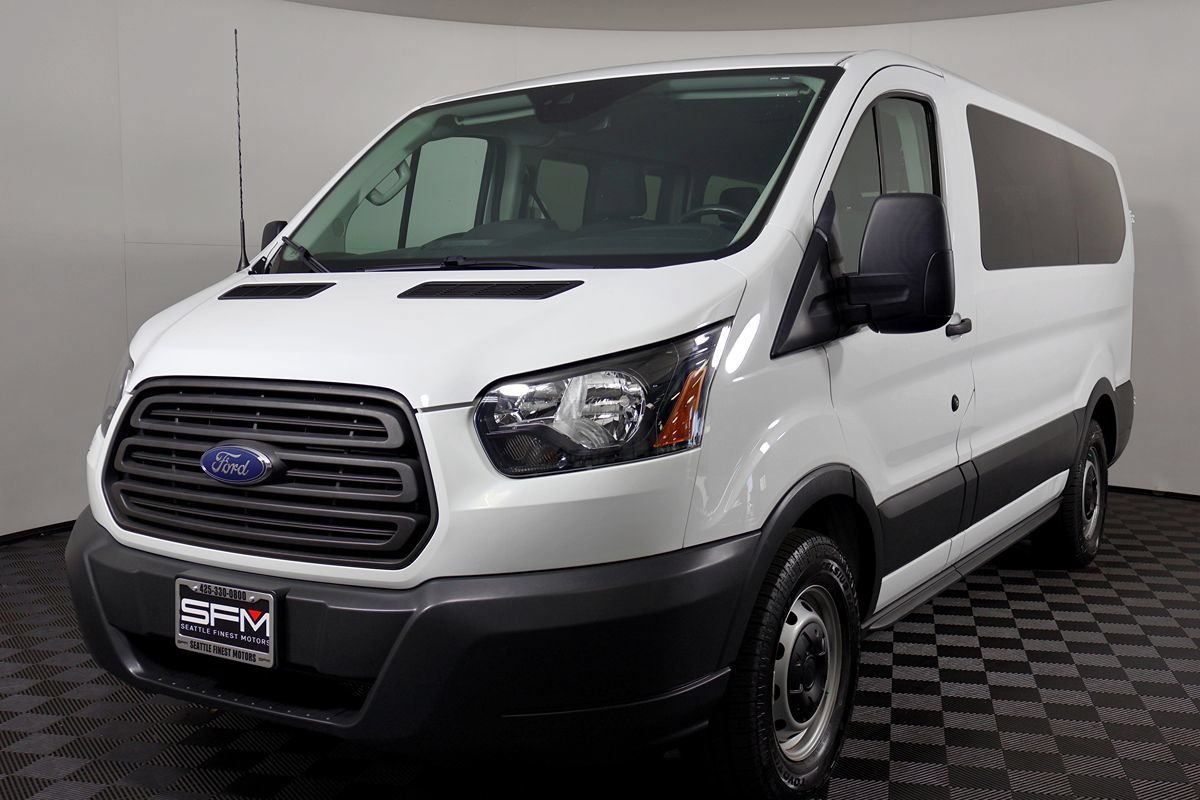 Used 2018 Ford Transit 150 XL RWD image 3