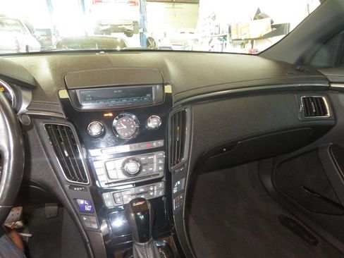 Used 2013 Cadillac CTS V RWD image 28