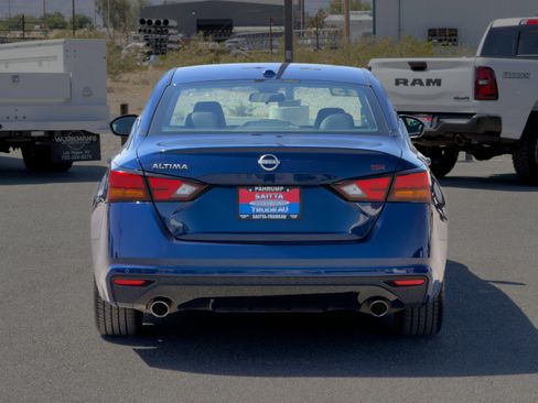 Used 2023 Nissan Altima 2.5 SR FWD image 4