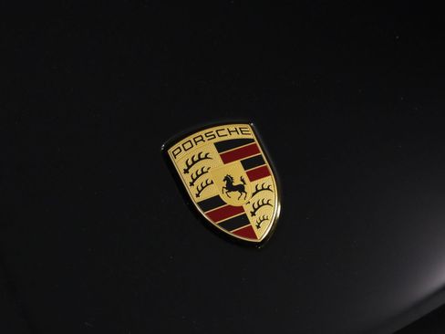 Certified 2026 Porsche Macan AWD/4WD image 29