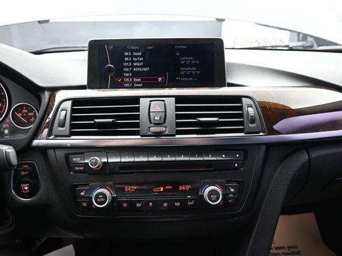 Used 2013 BMW 328i Sedan RWD image 19