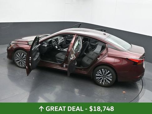 Used 2024 Nissan Altima 2.5 SV image 63