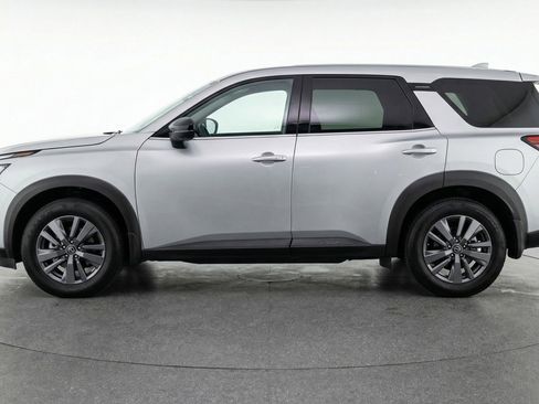 Used 2025 Nissan Pathfinder SV AWD/4WD image 5