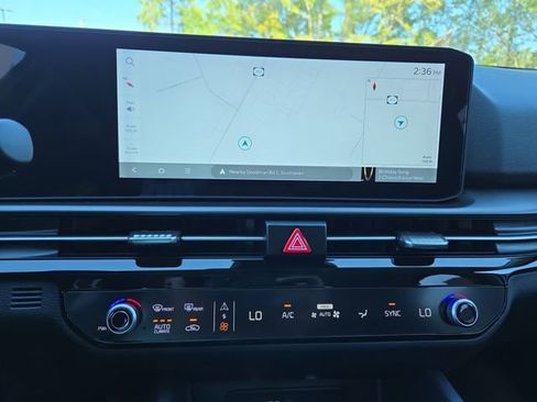 New 2026 Kia Sportage SX image 10