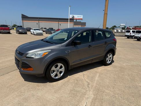 Used 2014 Ford Escape S FWD image 1