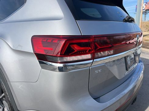Used 2024 Volkswagen Atlas SE image 12