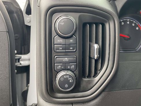 Used 2024 Chevrolet Silverado 1500 Custom Trail Boss w/ Turbomax Blackout Package image 18