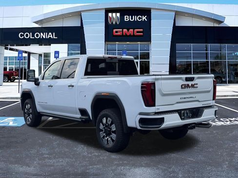 Used 2026 GMC Sierra 2500 Denali w/ Denali Reserve Package AWD/4WD image 3
