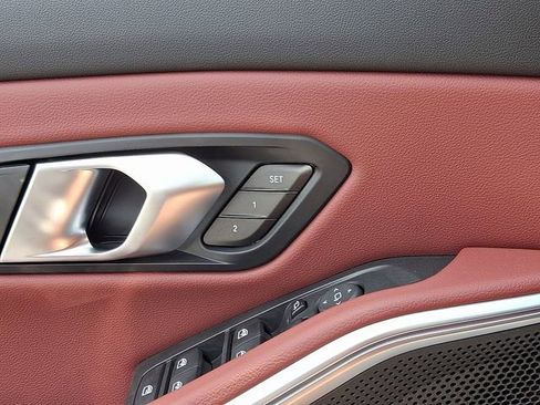 Certified 2025 BMW 330i xDrive Sedan w/ Convenience Package image 25